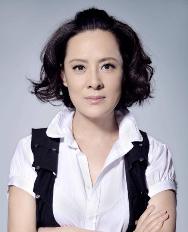 成名于《沙鸥》,被誉"峨影五朵金花",《夏洛特烦恼