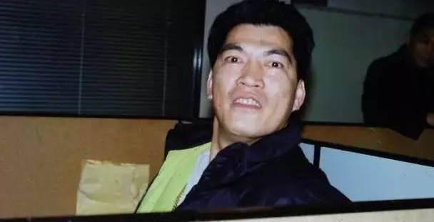 从穷孩子到大明星,他是银幕上的恶人,也是生活中的好人