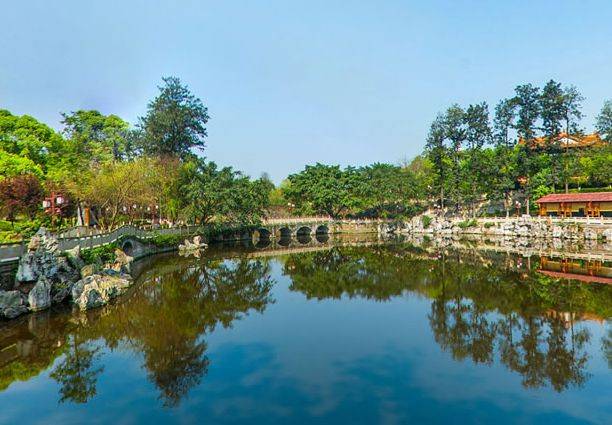 四川流杯池公园以流杯池而闻名_石刻_宜宾_景点