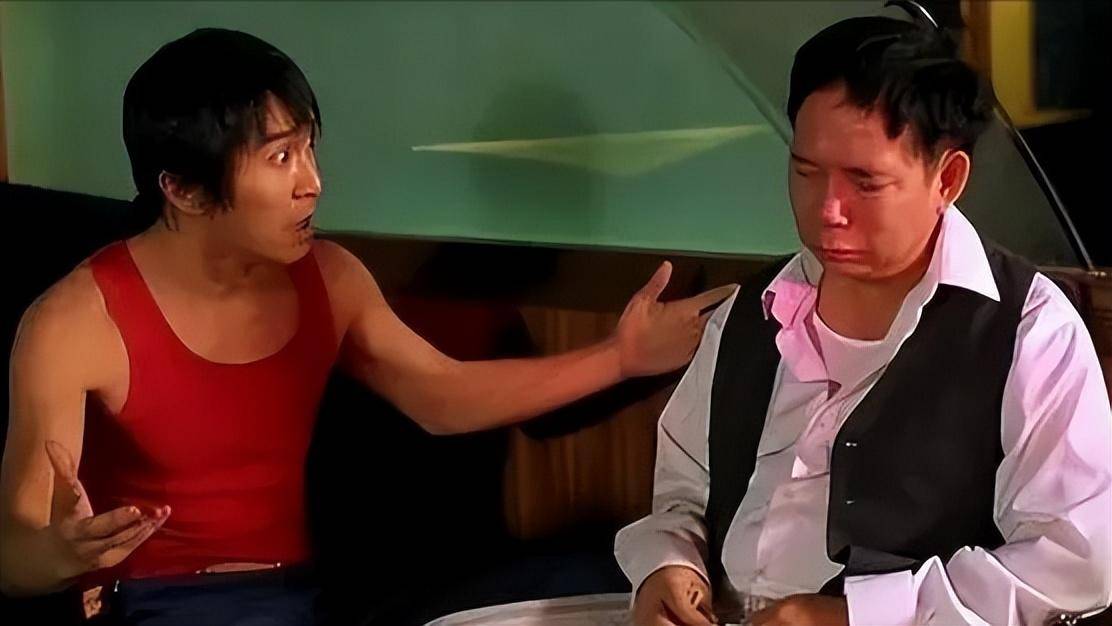 被周星驰捧红的黄一飞,拍完头砸酒瓶这场戏,公开宣布和星爷绝交_观众