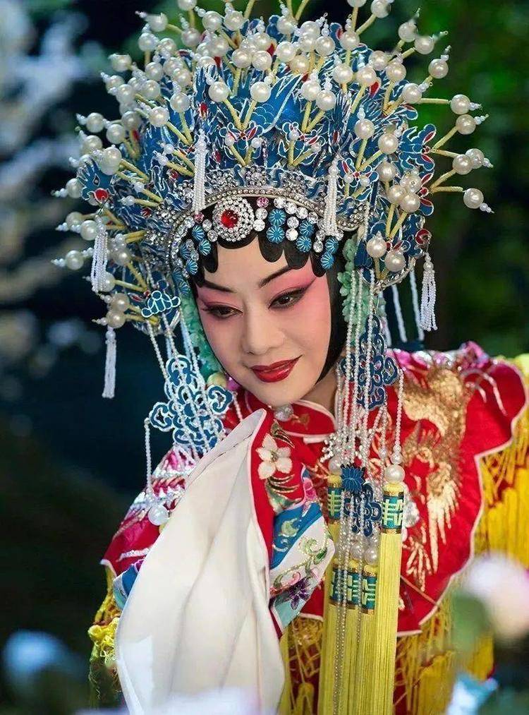 我的京剧情结_李胜素_艺术_表演
