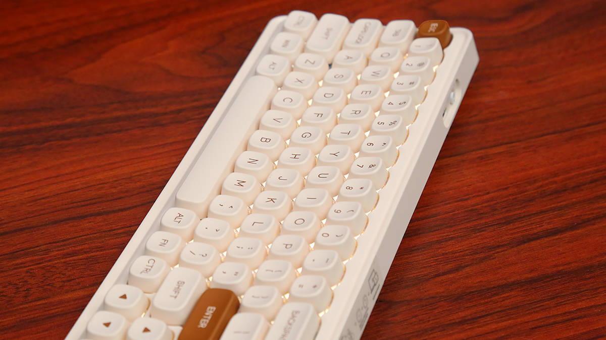 达尔优小方糖Z68三模机械键盘评测：精致又耐看