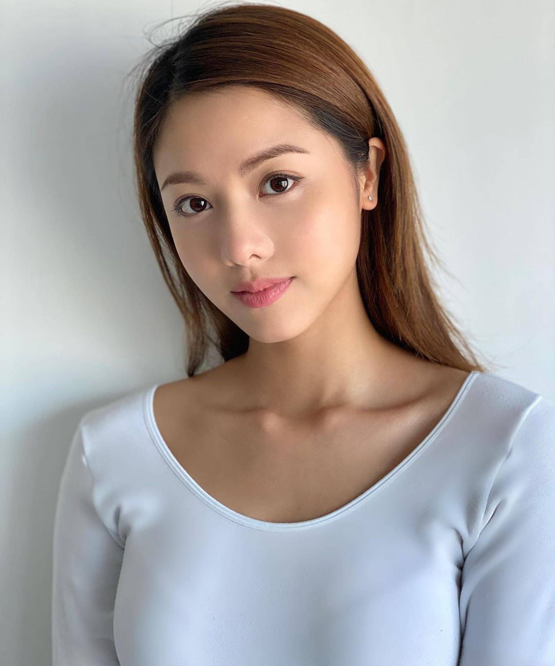 2017年的伍乐怡2017年的何依婷2016年的刘颖旋想当年,那一位位香江