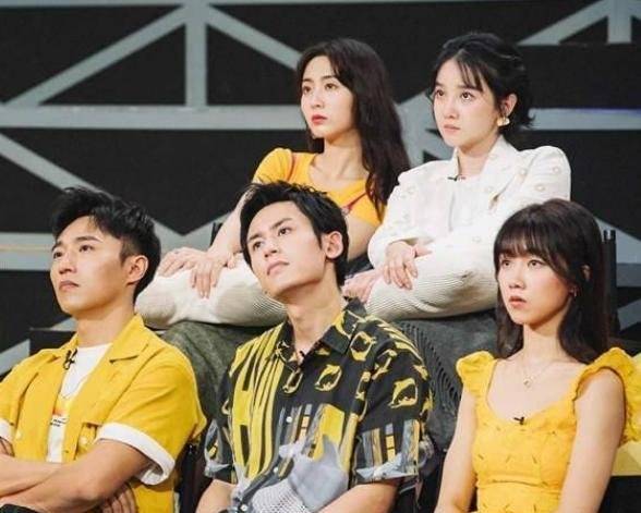 董思怡太敢说,说了啥引起了导演们的互怼?_丁程鑫_马苏_郭敬明