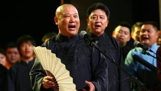 躲不掉的坑,《画扇面》再度翻车!郭德纲或许再不让弟子们唱了!
