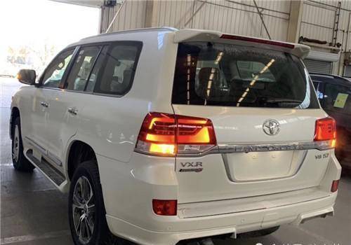 2020款"陆巡"vxr gts到港,全运动包围加持,内饰比肩570_搜狐汽车_搜狐