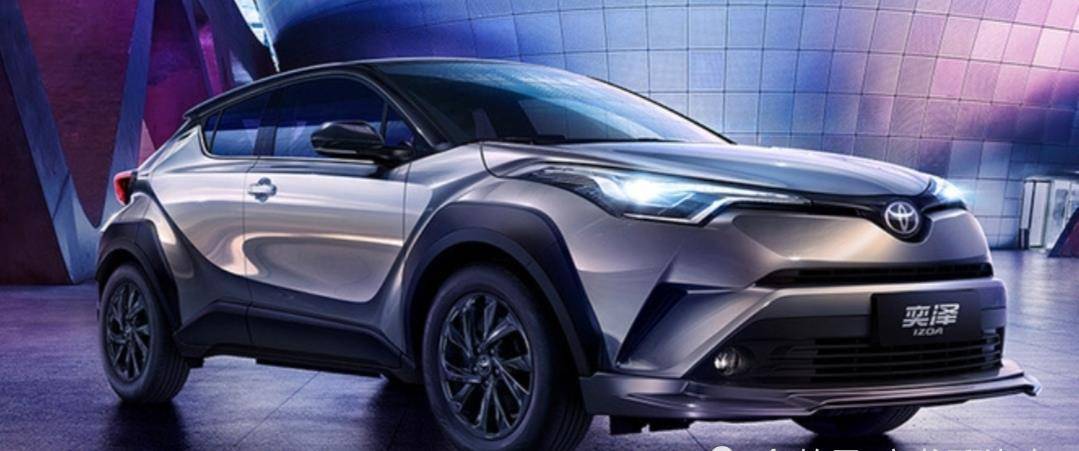 无论是车辆外观,三大件,内饰,轴距都如出一辙,但在车型选择上,奕泽比