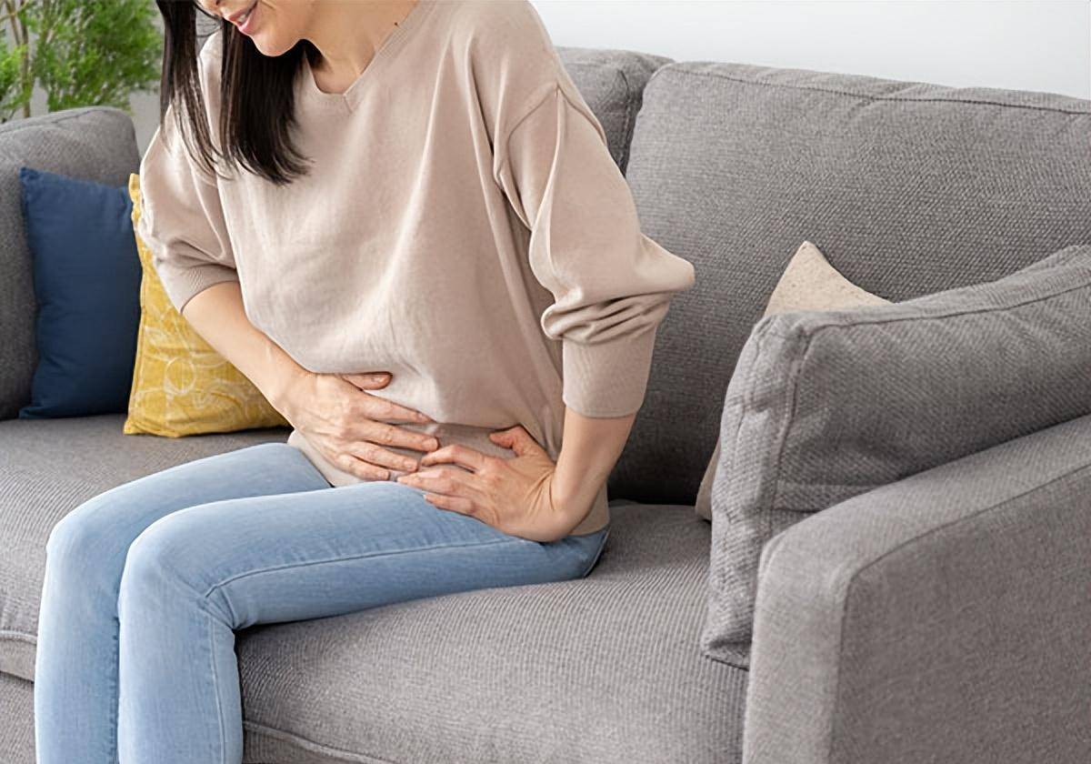 「青丘健康」5招让你解决尿频和漏尿!一招制敌_问题_弹跳_骨盆