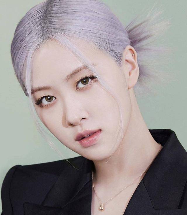 对于blackpink粉墨2023年合约到期,jennie金智秀疑有