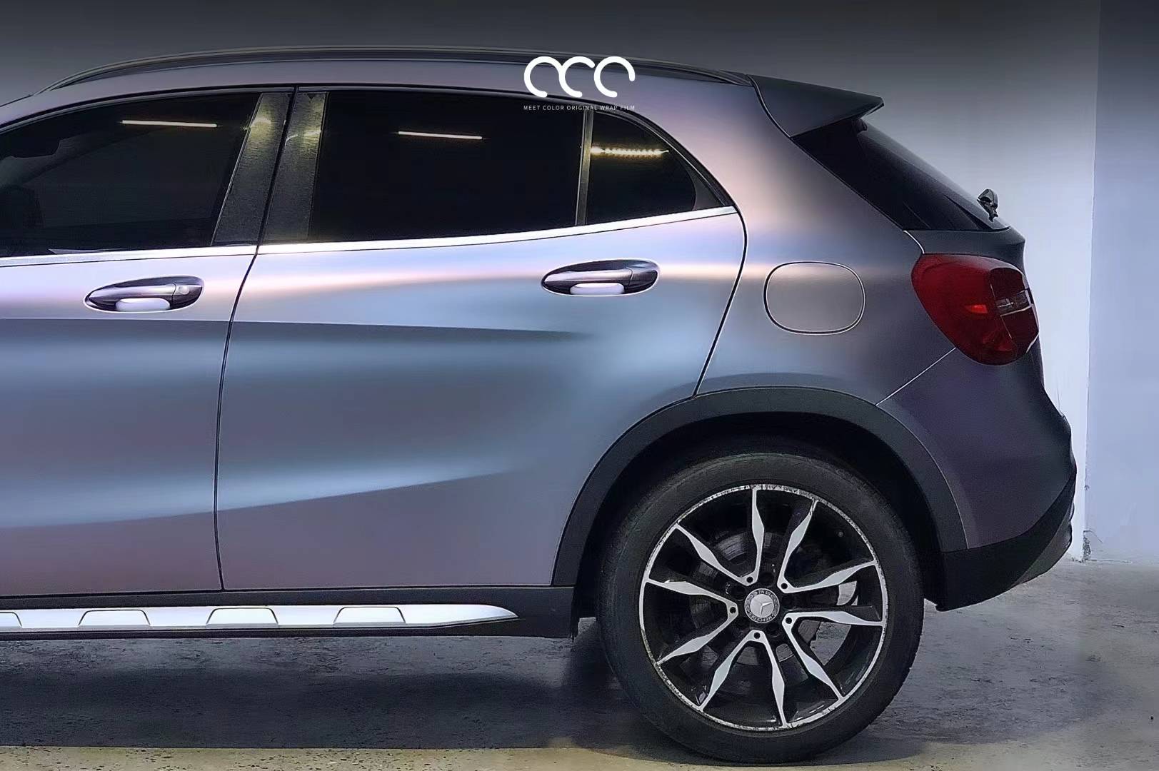 奔驰gla漫彩改色膜卡普里灰紫,与生俱来的绝绝"紫"_搜狐汽车_搜狐网