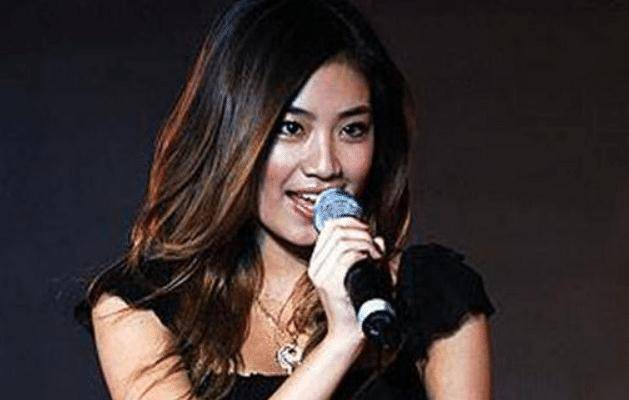 "小燕子"倪睿思,胡彦斌的初恋,当红时被雪藏,一手好牌被打烂_罗中旭