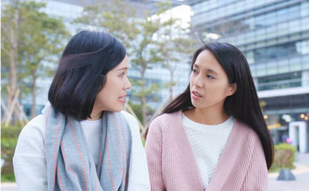 以“我”为中心,难免“看不惯、听不顺、想不通”_教育_同事_生活