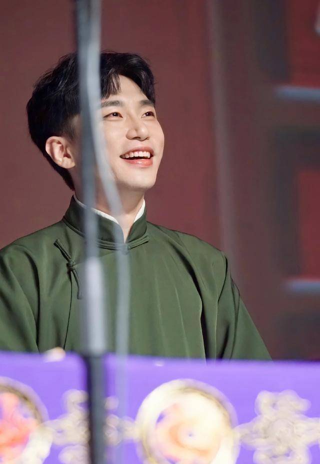 何九华,谁张口吞掉了梦想_自由_大褂_时候