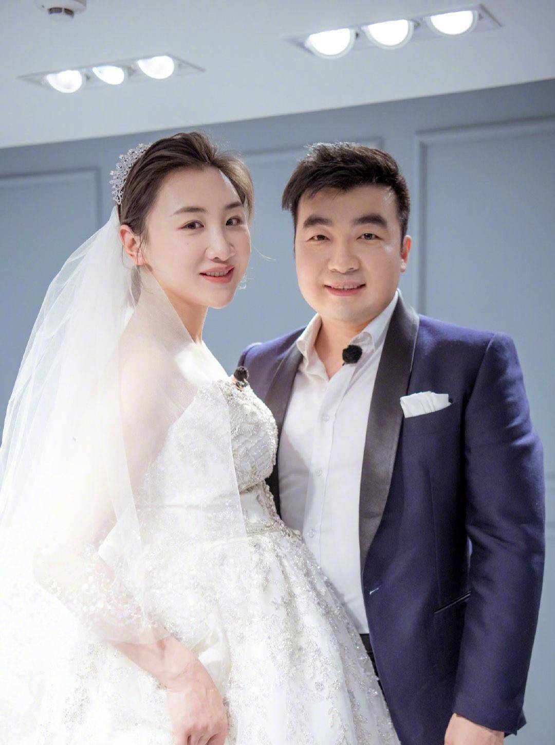 何雯娜在婆家不受待见,未婚先孕是占最主要原因_梁超_婚礼_婆婆