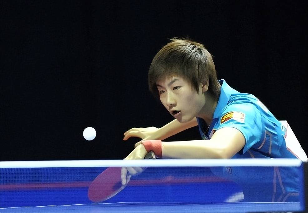 简单的乒乓球搓球有大学问,掌握正确搓球技巧,让得分轻松自如_动作