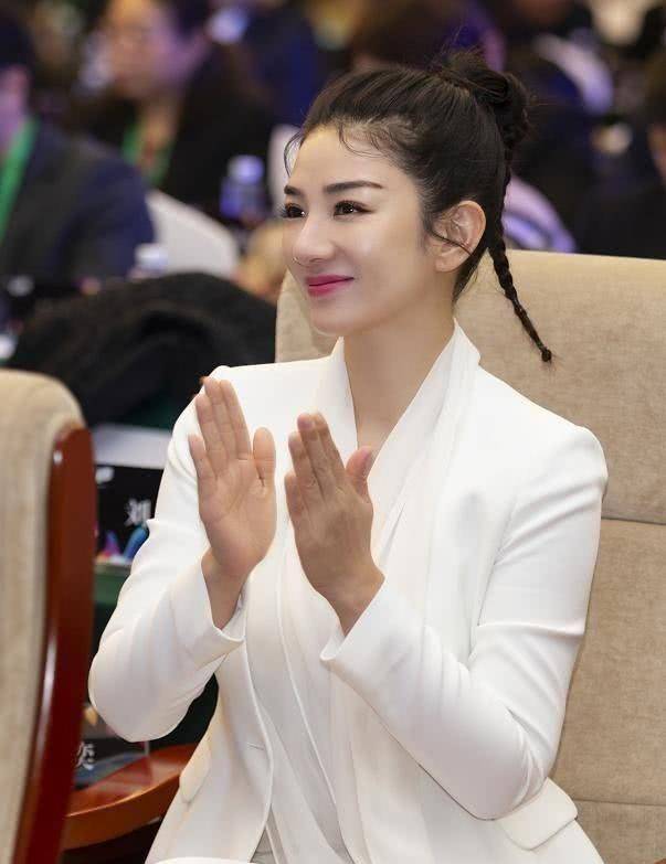 黄奕:两段婚姻吃尽苦头,43岁的我恐惧婚姻_姜凯_黄毅清_感情