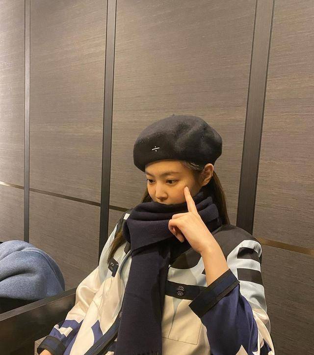 blackpinklisa_纯色_青春