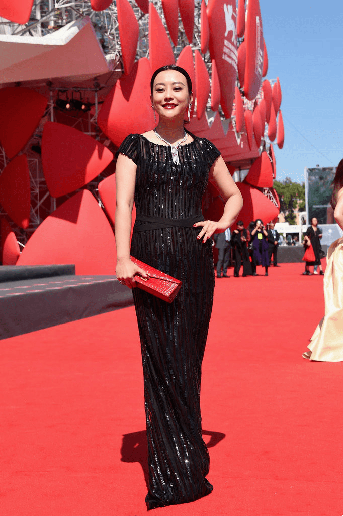 郝蕾又胖又土撞衫孙俪算赢吗?