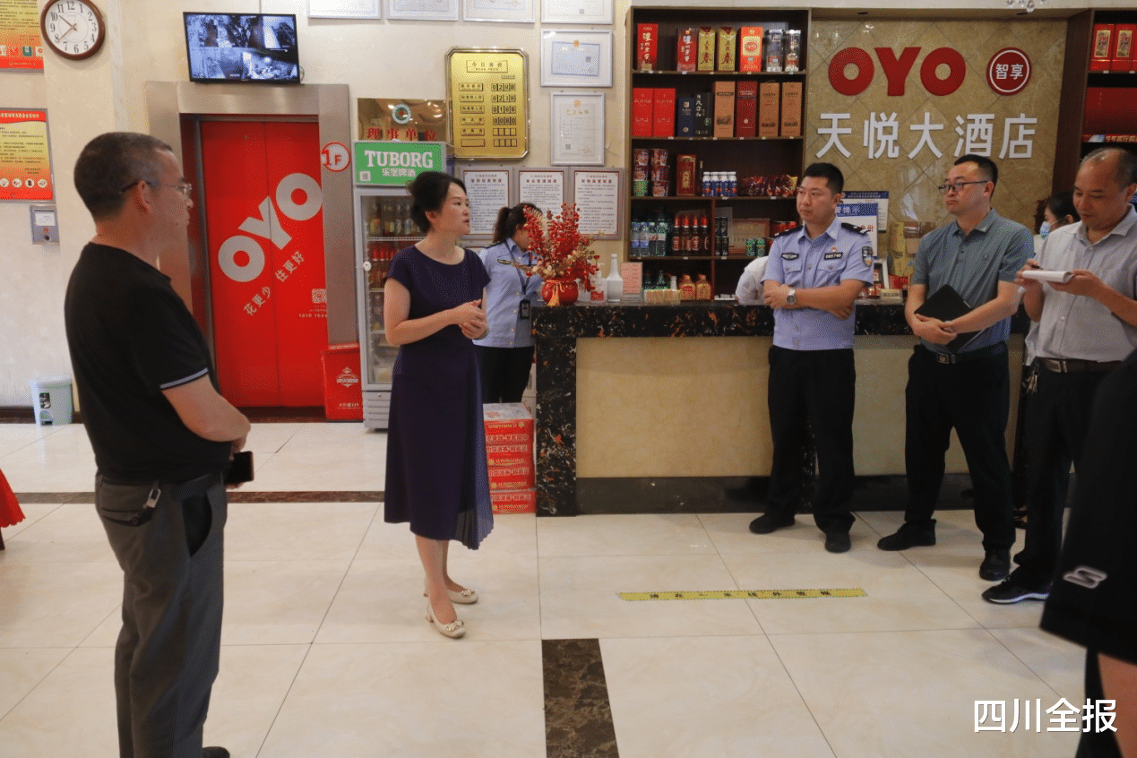 平稳,有序实施,近日,宜宾市珙县人民政府副县长郑蓉率队开展高考护航