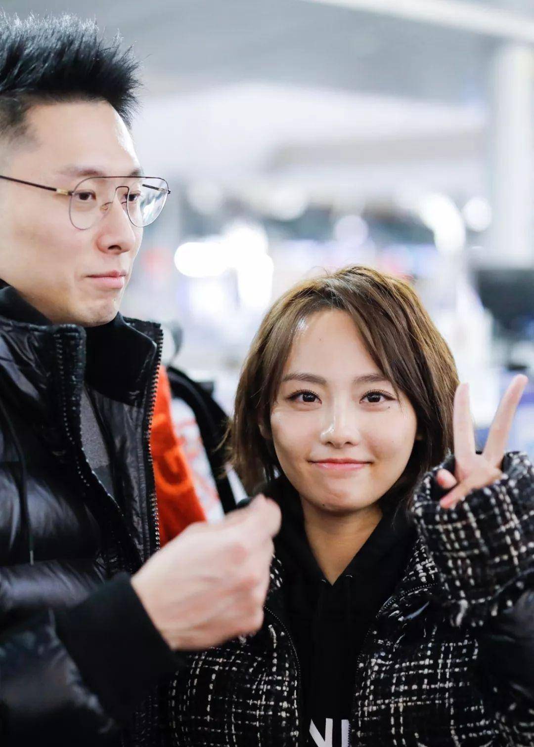 情景二,张嘉倪:"我告诉你,买镜宇(买超大名)是特别难被安利的人.