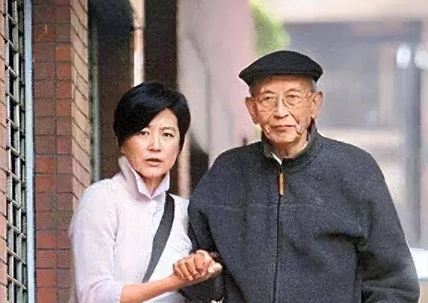 1984年,河南农村女教师突然得知:父亲是台湾富商,妹妹