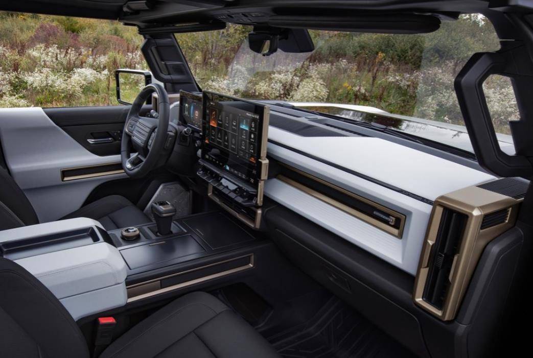 硬派越野车型是纯电动车型,但是这款2021款悍马ev确实让小编大开眼界