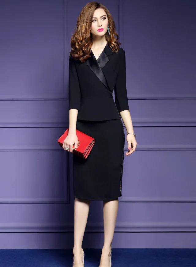 职业女性改变着装风格,展现女性独特魅力_衣服_时尚_场合