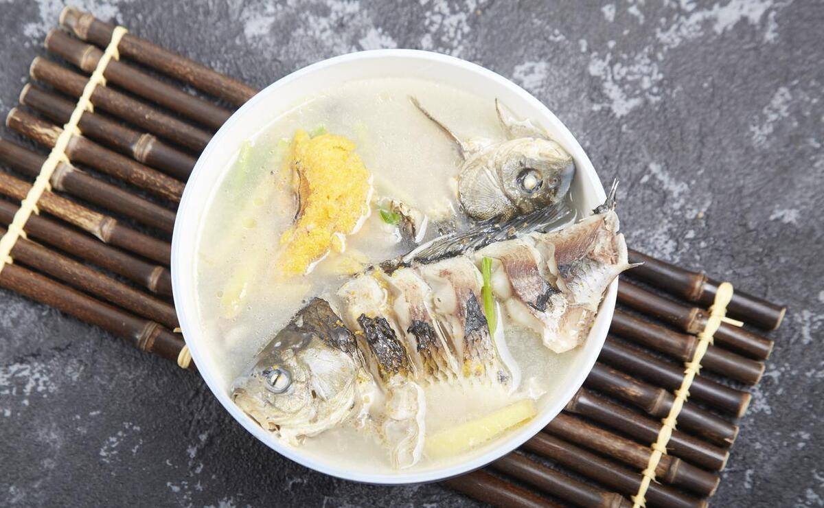 痛风患者吃鱼时,需要注意这几点_控制_食用_含量