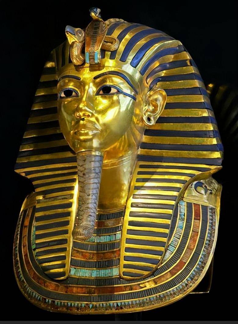 埃及图坦卡蒙黄金面具的制作历史可以追溯到公元前14世纪,当时的法老