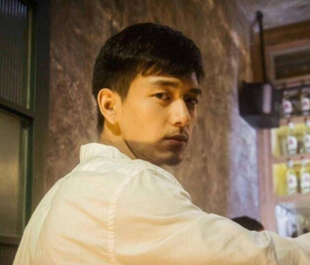 李现从小胖子逆袭成帅哥,男孩五官有5个好底子,将来不帅都难_脸型