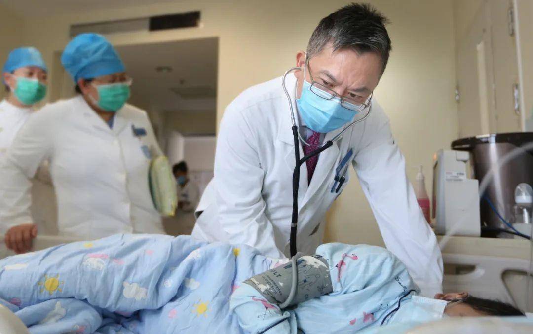 当代名医 - 中国血液学名医-黄晓军_移植_北京_医学