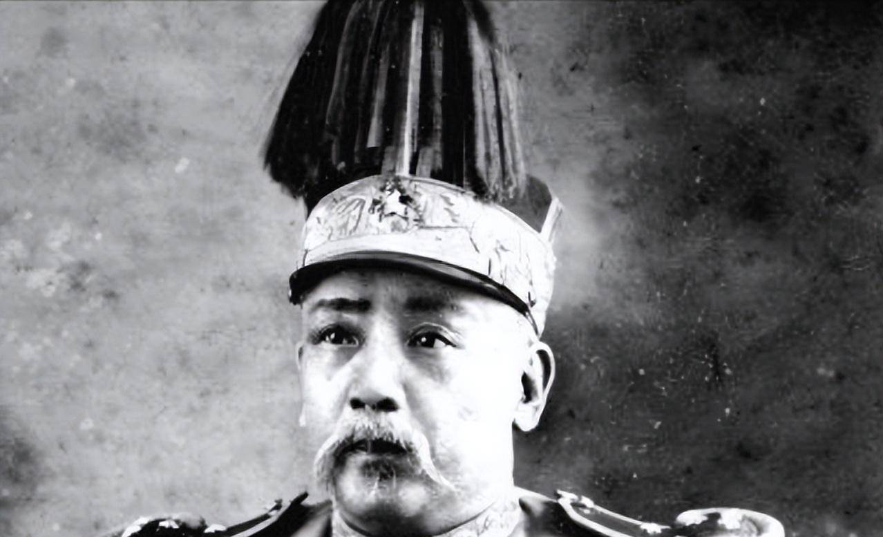 163岁的"狗不理"包子,如今为何卖不动了?食客:你去看看价格_天津是_袁