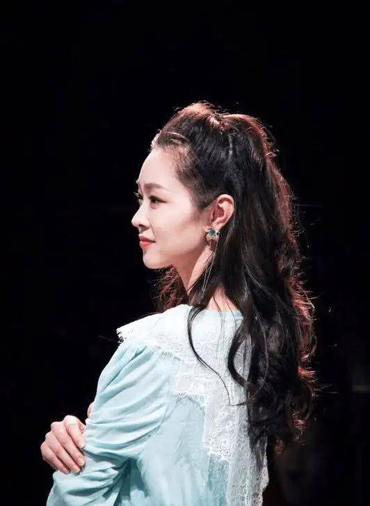 宋轶:演技不输angelababy,不爱"上热搜"的她,才是人间清醒_中戏_刘