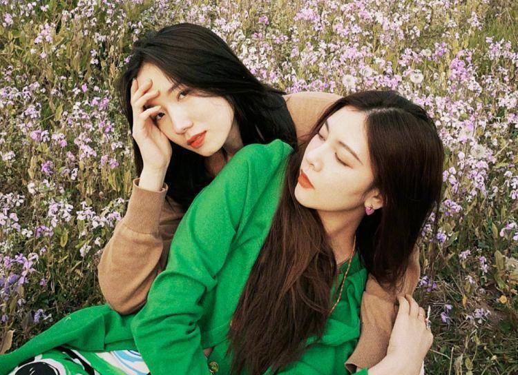 孟美岐没空与吴宣仪旅游,却晒与宋妍霏的出游照,美女同框好养眼_网友