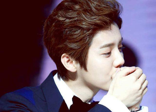 鹿晗八卦明星黄子韬是真的吗_鹿晗八卦明星黄子韬综艺节目_八卦明星