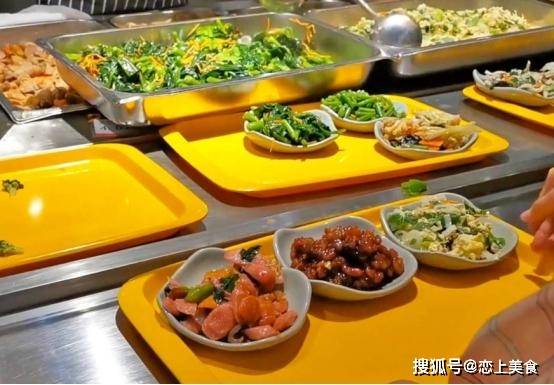 茅台酒厂的"食堂照"火了,网友看后纷纷直呼:不得来一瓶茅台?