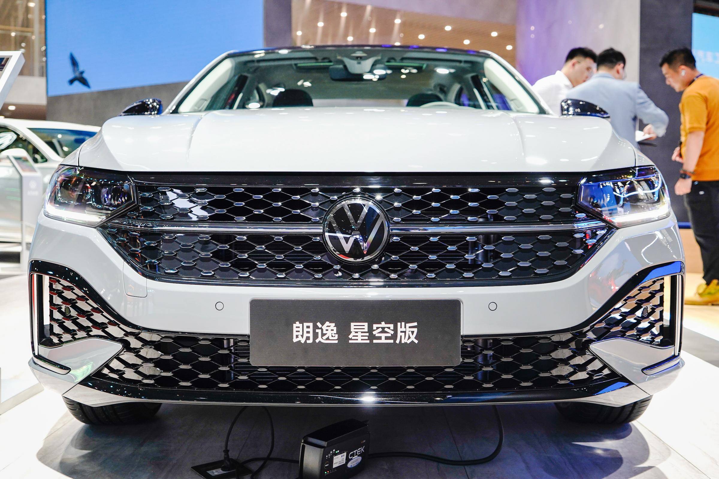 朗逸新锐亮相重庆车展_搜狐汽车_搜狐网