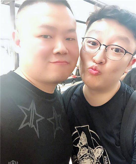 孟鹤堂周九良"喜剧人"无压力晋级,烧饼曹鹤阳能否顺利过关?