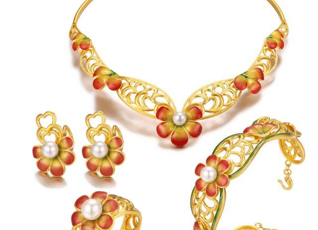 小红书珠宝店铺如何开通?报白后怎么发货?可以不通过基地自己发货吗?