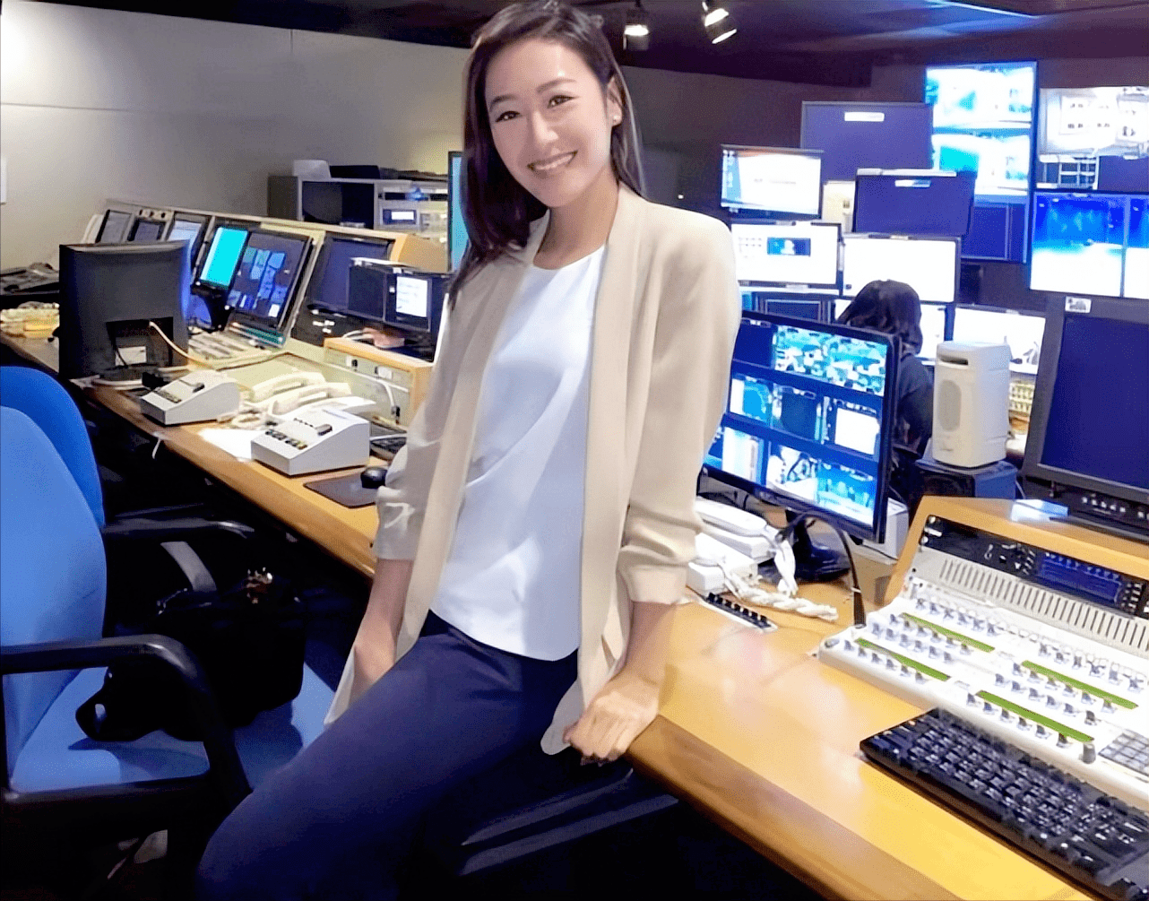 香港小姐季军丁子田,样貌身材背景都不缺,事业一般仍觅得富贵男友!