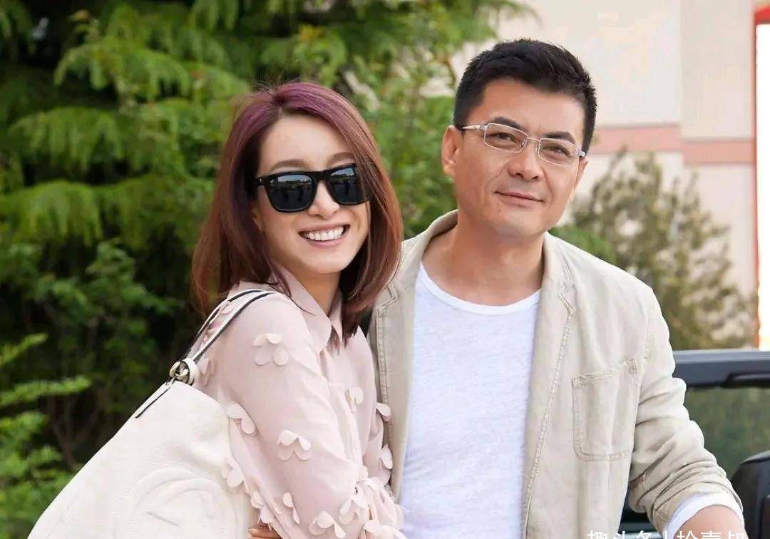 秦海璐被王新军宠成"巨婴",老公千叮咛万嘱咐,絮絮叨叨才是爱_蒋勤勤