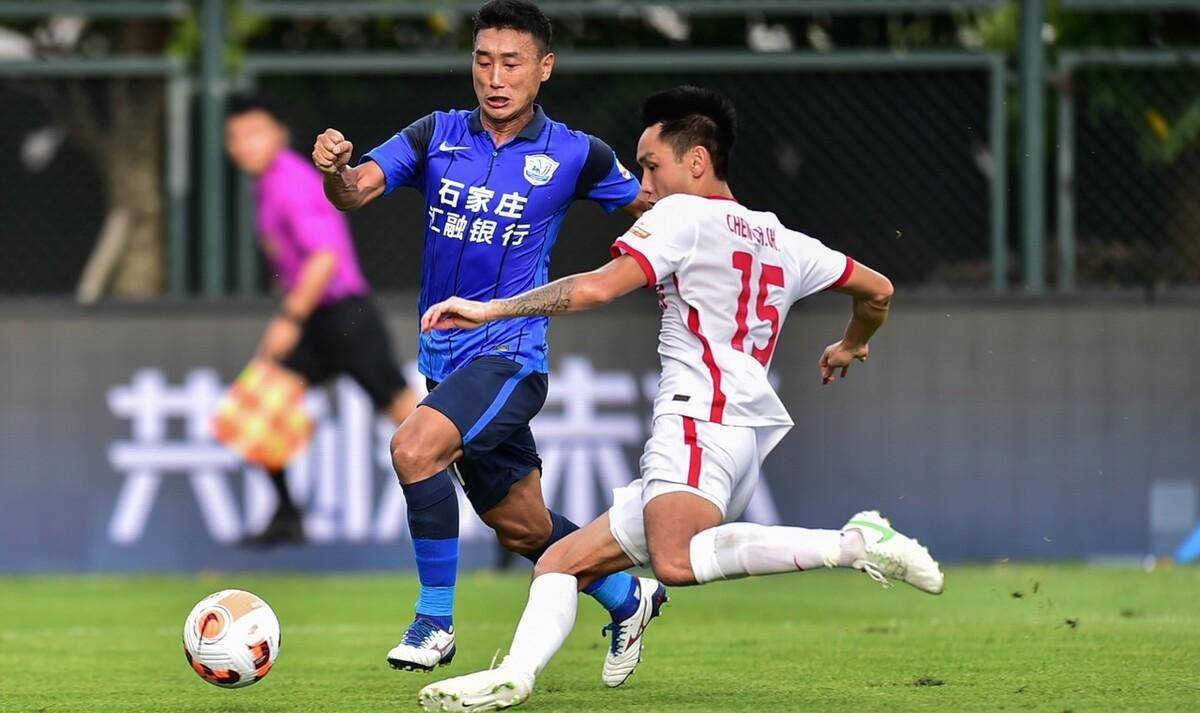 长春亚泰对阵深圳,武汉三镇再战山东泰山,电视本周出镜3场中超_比赛