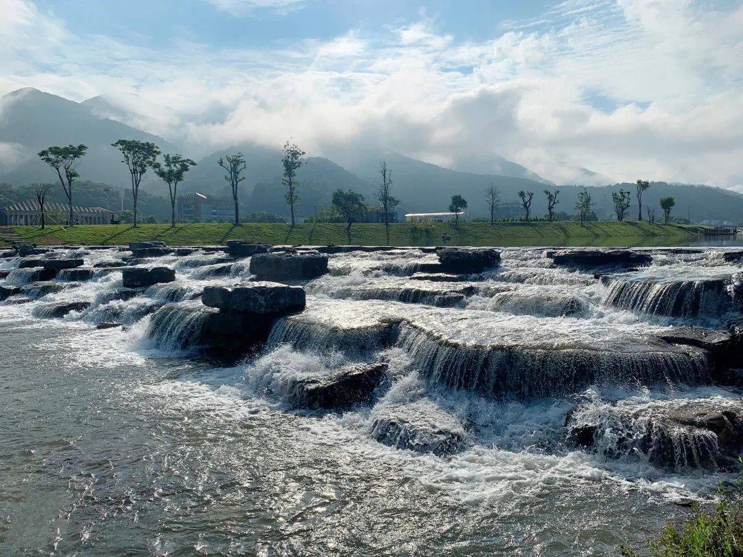 云谷生态设计小镇(广州)首页网站:广州云谷温泉院墅_云谷生态设计小镇
