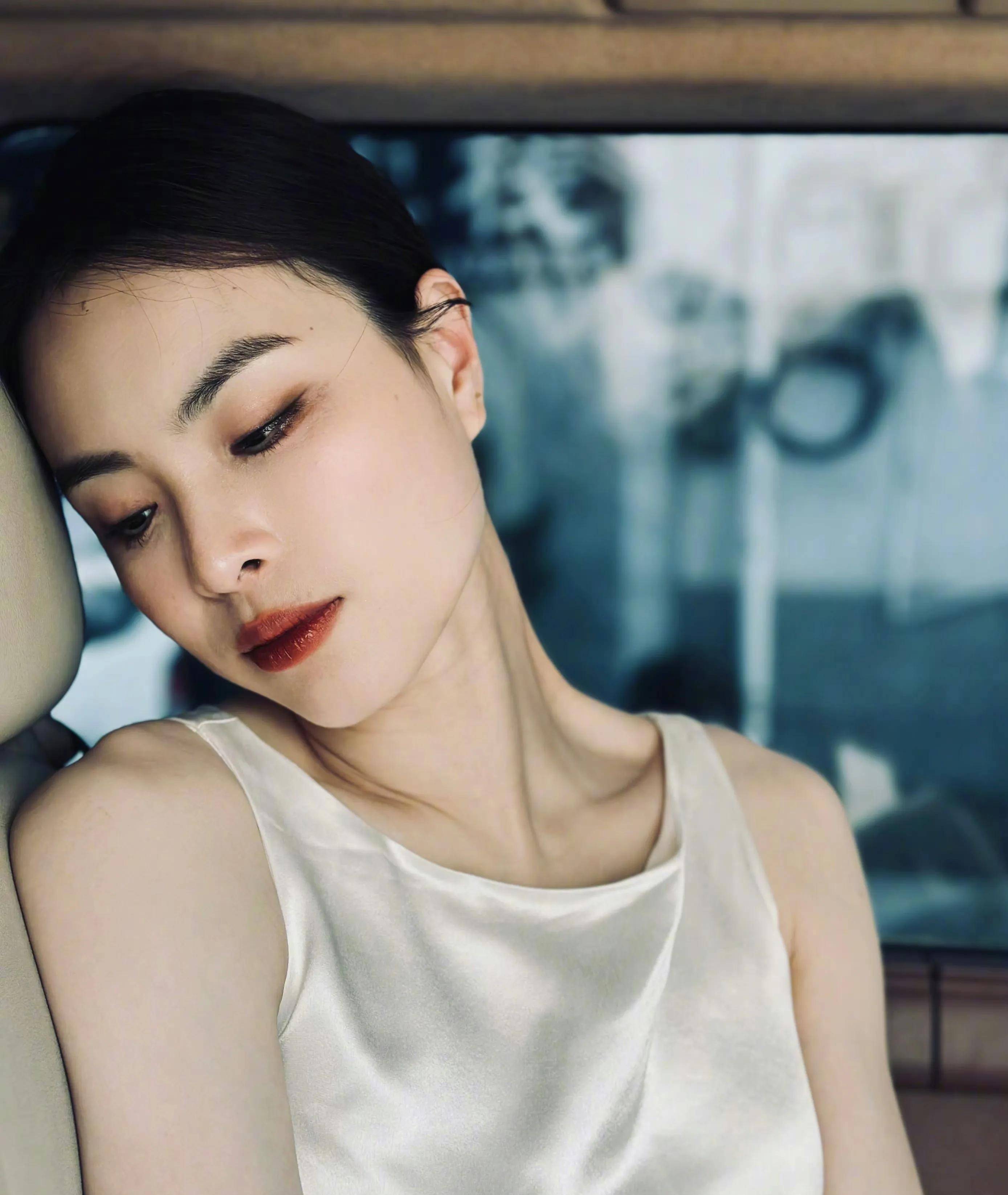 跳水第一人吴敏霞:没嫁入豪门,白手起家,38岁爱情依旧甜蜜_生活_张效