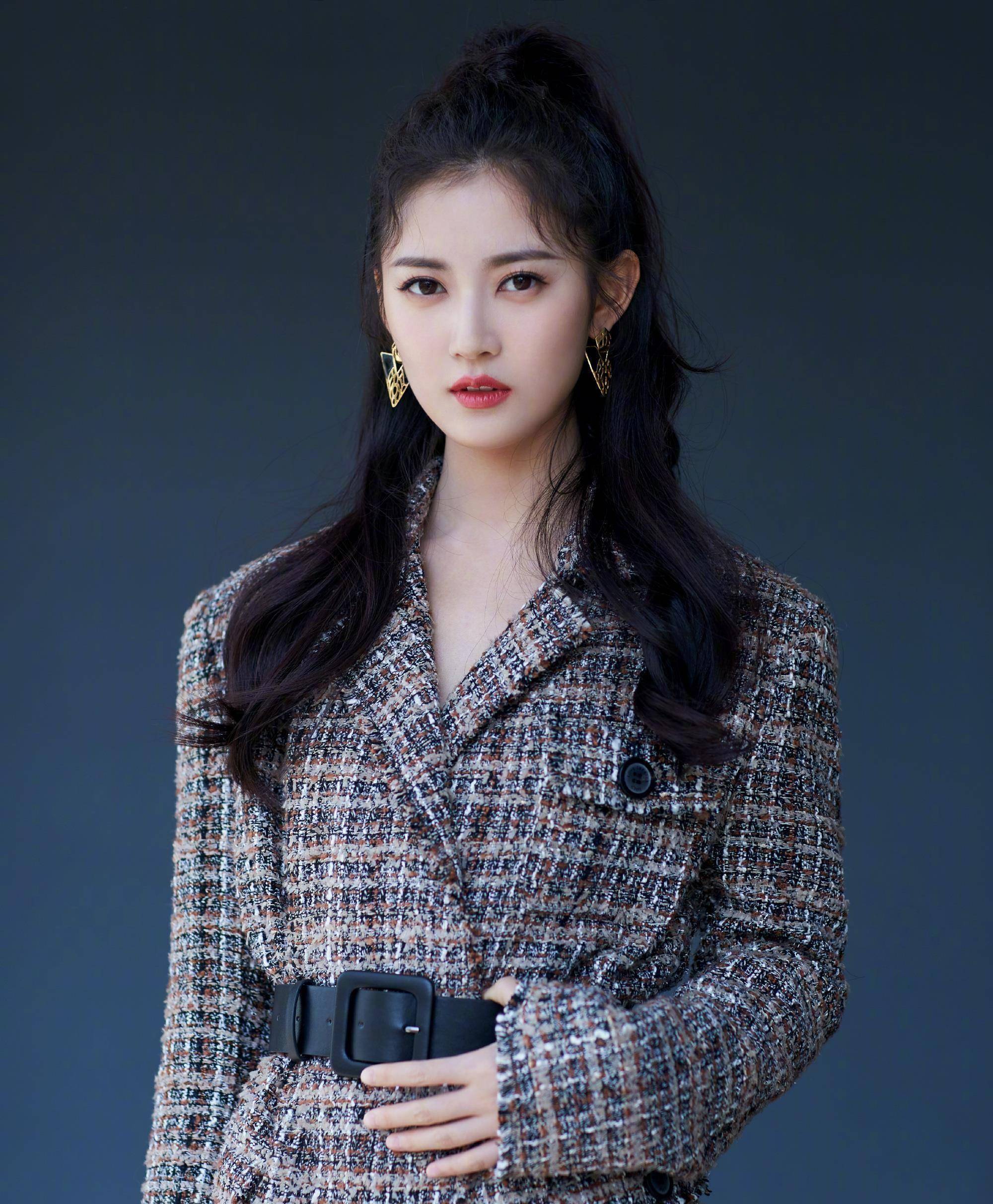 气质清冷的陈钰琪,坚持健身终有回报,一分耕耘一分收获_姐姐_动作