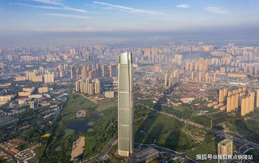 武汉绿城湖畔云庐售楼处电话_售楼处地址「绿城湖畔云庐」售楼中心_24