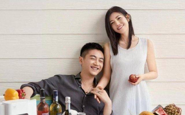 陈晓只是接盘侠,吴君如谈陈妍希上位之路_初恋_事情_什么