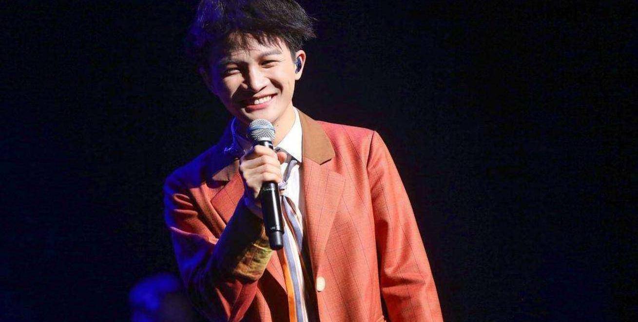 容祖儿问李克勤,周深成名后有什么变化?