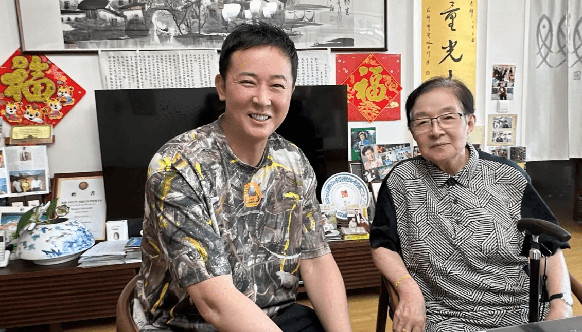 汪正正:比其他师兄弟孝顺,春节过后第3次到家中看望恩师谷建芬_张静宇