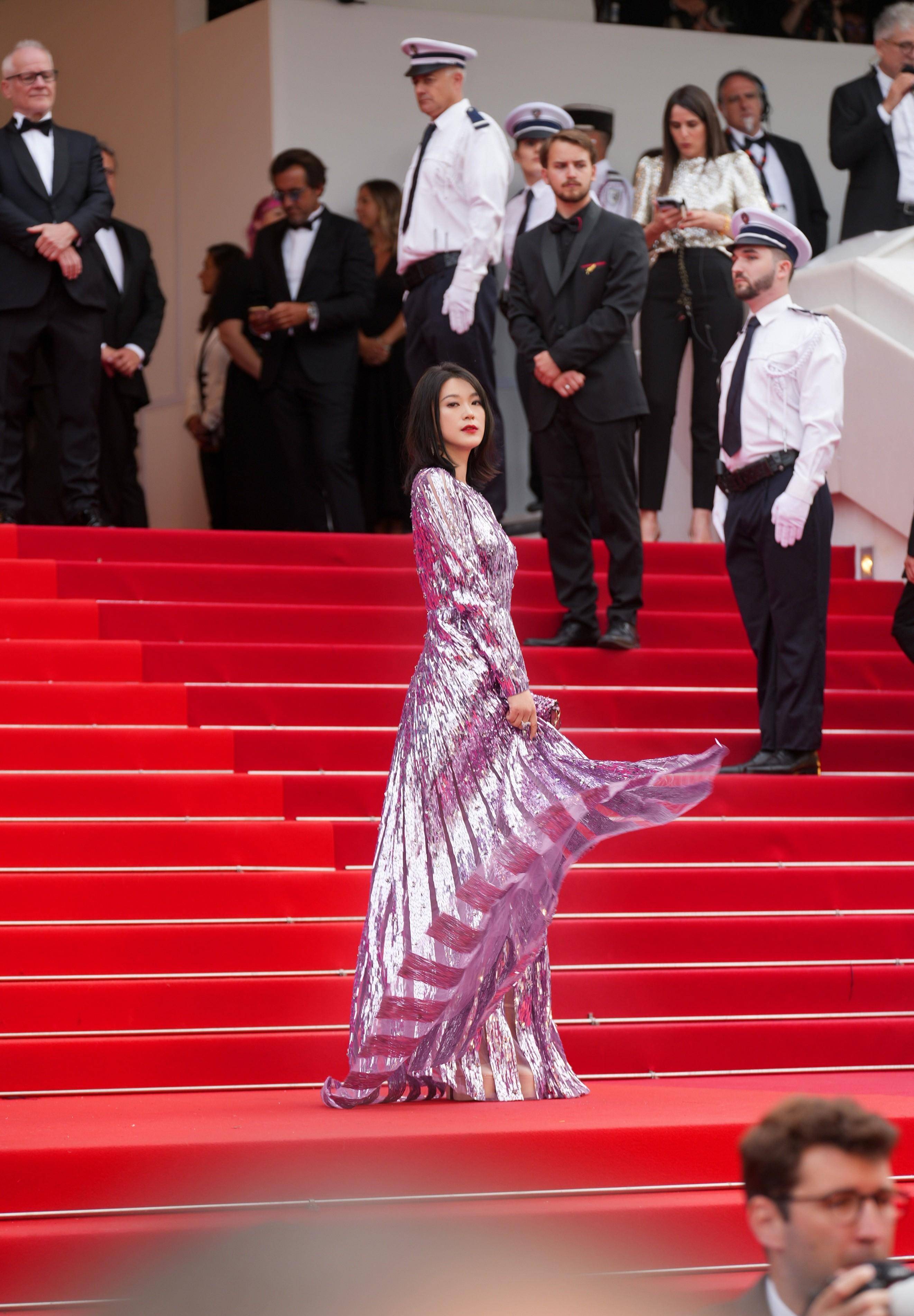 作为一名实力派演员,黄璐出演过《盲山》,《推拿》,话剧参演了《如梦